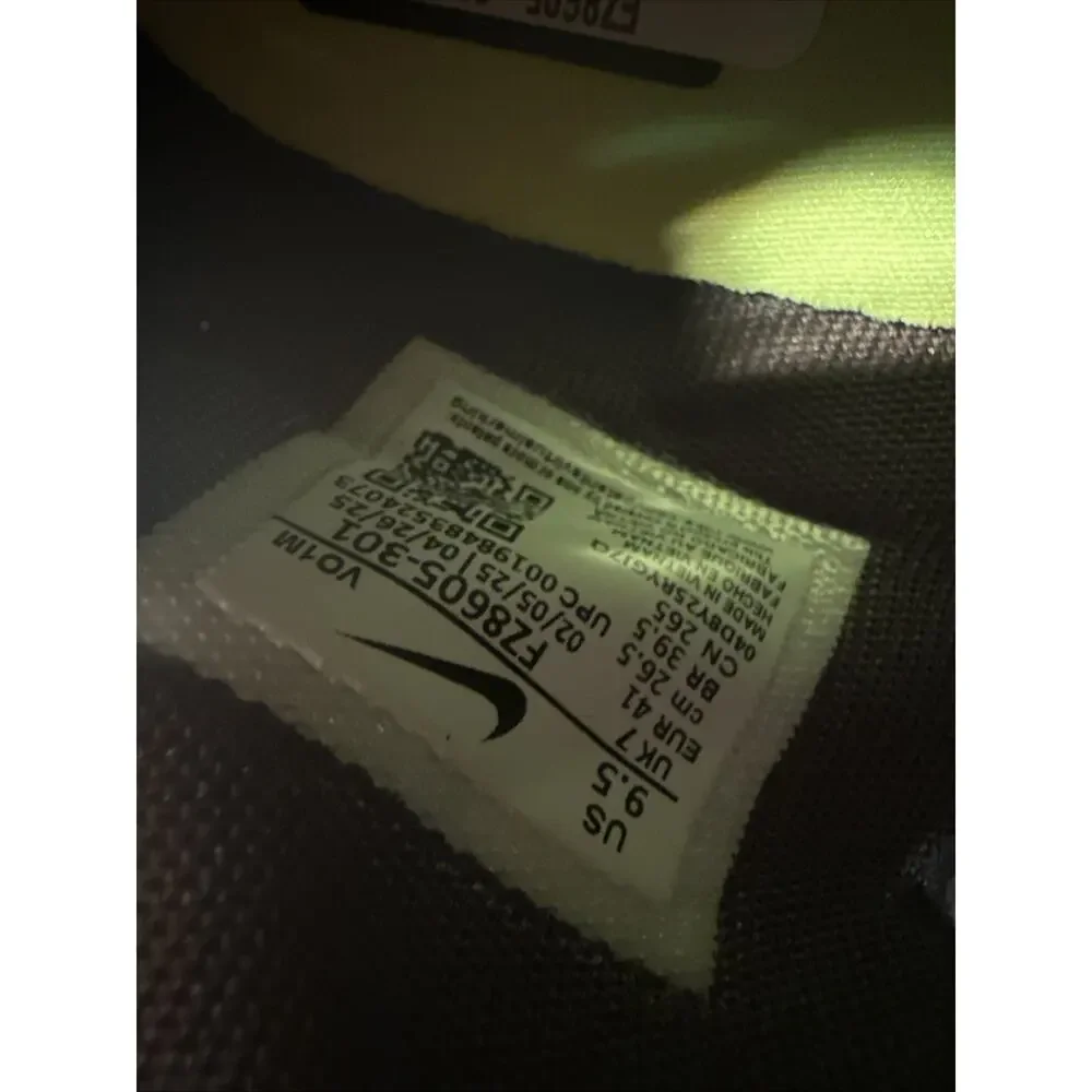 Size 9.5 - Nike A'One Sequoia W - FZ8605-301